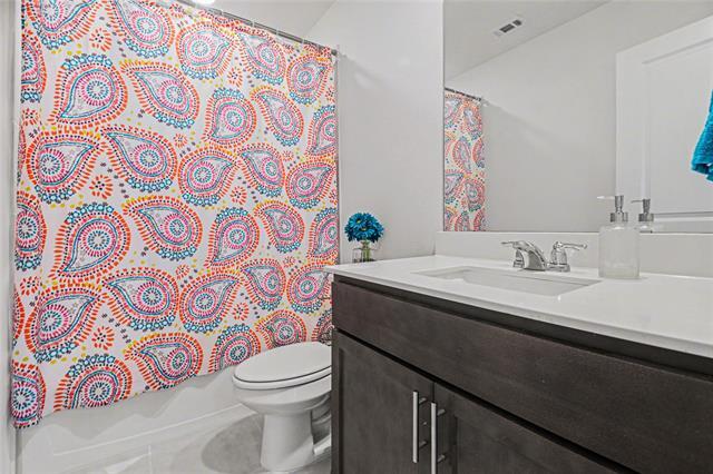 Building Photo - 1613 Grand Villa St