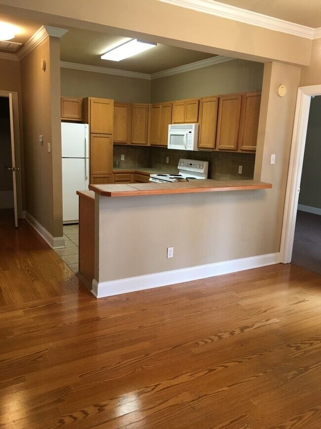 Building Photo - Penny Lane Condos