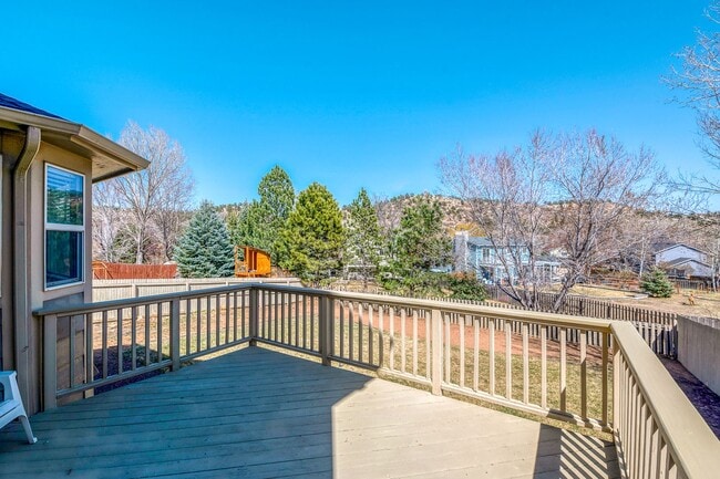 Building Photo - Pinon Valley 2 story 3 bedroom home