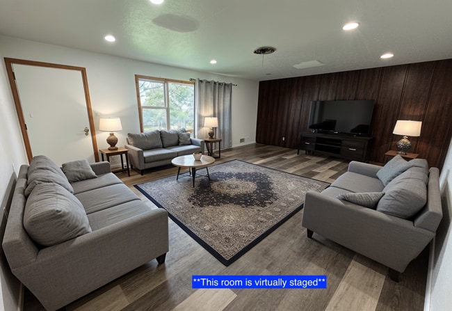 Building Photo - Charming 4-Bedroom Home in East Bismarck