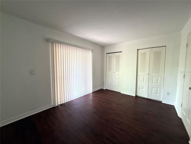 Building Photo - 510 SW 69th St