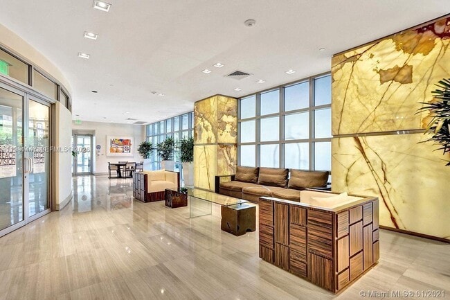 Building Photo - 1330 West Ave