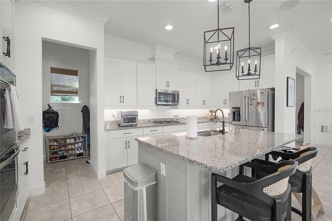 Building Photo - 15419 Uglis Aly