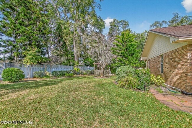 Building Photo - 1914 St Marys Ct