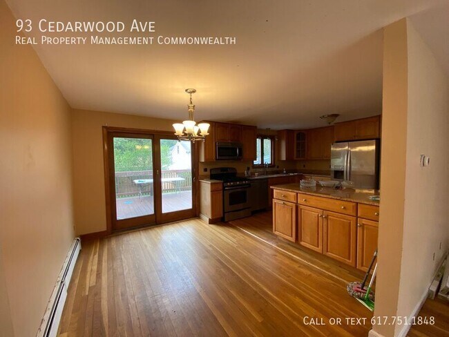 Building Photo - 93 Cedarwood Ave