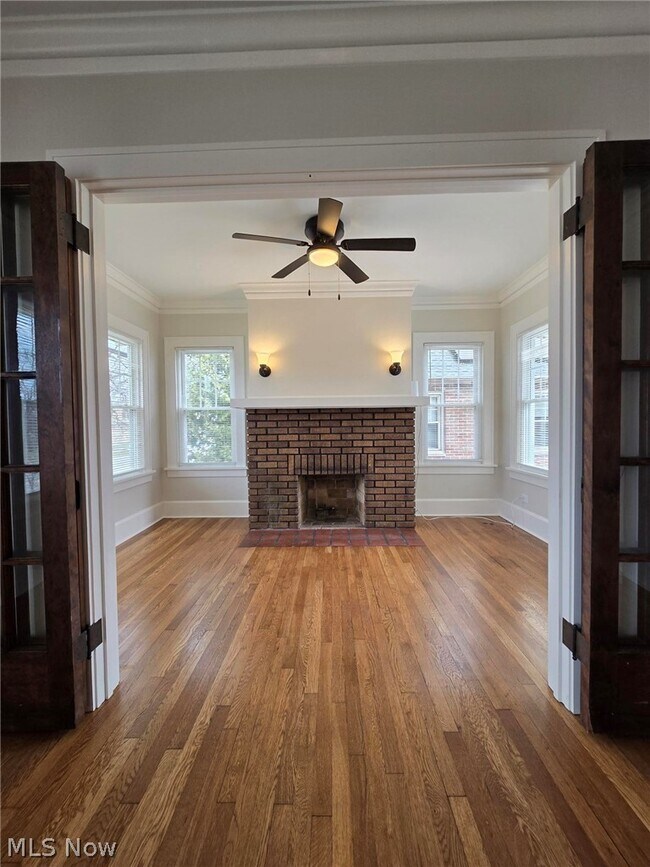 Building Photo - 13839 Clifton Blvd