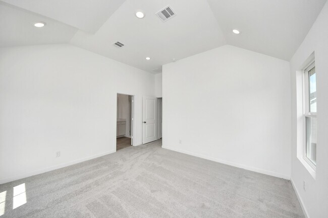 Building Photo - 2205 Via Cami Ln