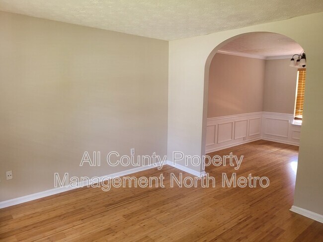 Building Photo - 1115 Crabapple Lk Cir