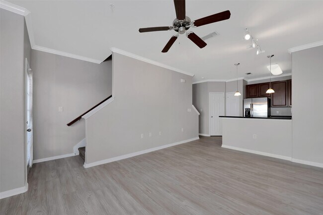 Building Photo - 9200 Westheimer Rd