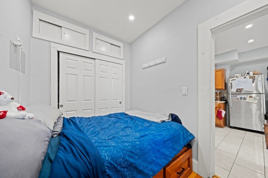 Building Photo - 150 Bremen St