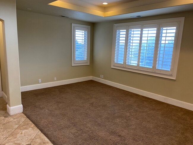 Building Photo - ARBOR #211