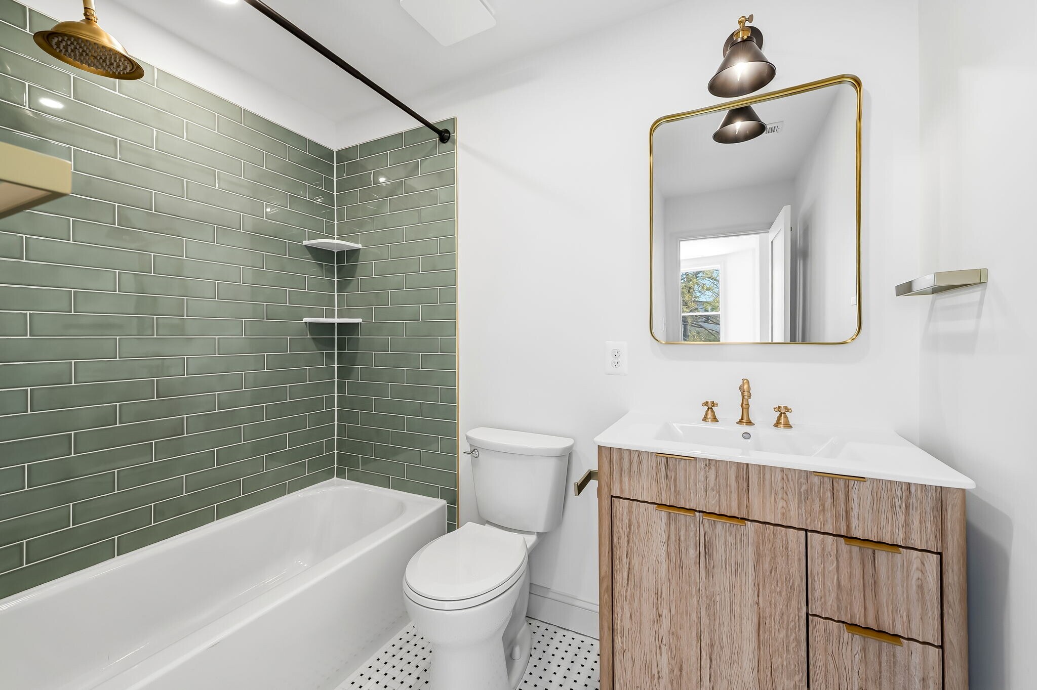 Building Photo - 3539 Roland Ave