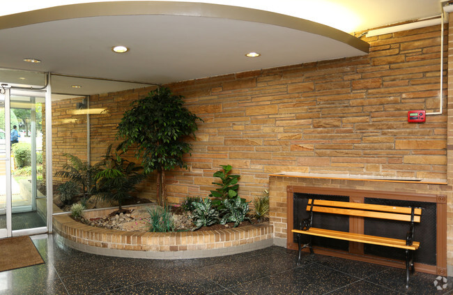 Lobby - The Van Buren