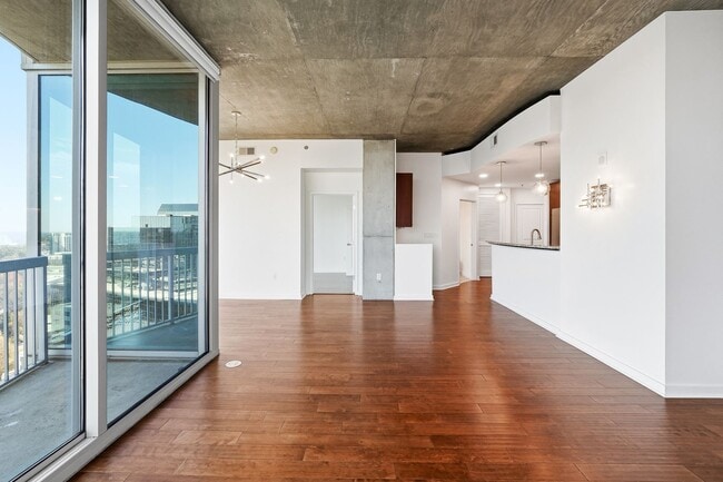 Building Photo - Upgraded 2 Bedroom Condo at REALM Buckhead