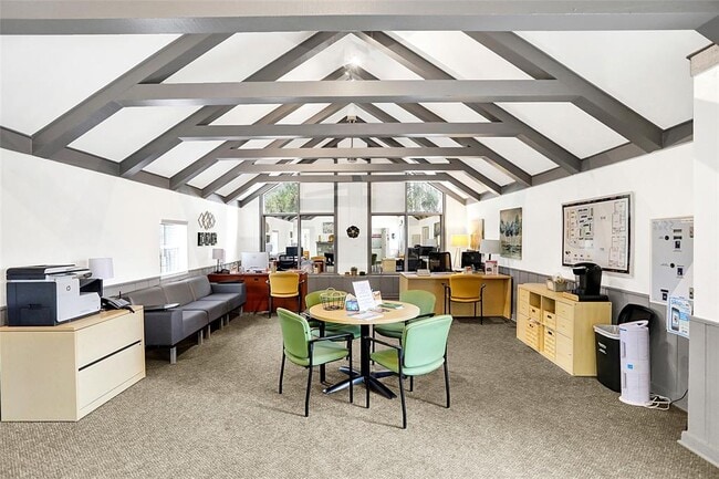 Building Photo - 3771 Cornell Dr
