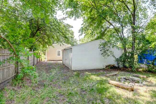 Building Photo - 20794 Audrey Ave