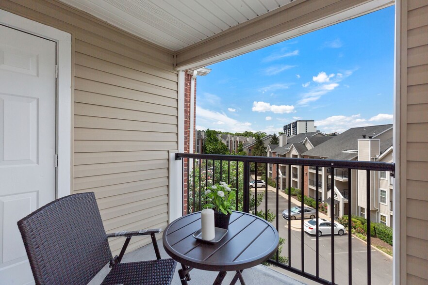 Building Photo - 3313 Wyndham Cir