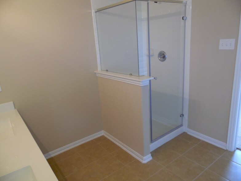 Building Photo - 2 Supiro Ct