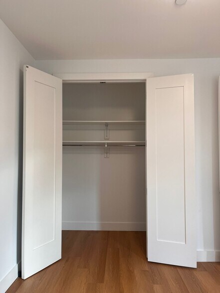 Building Photo - 546 Martin Luther King Jr Dr