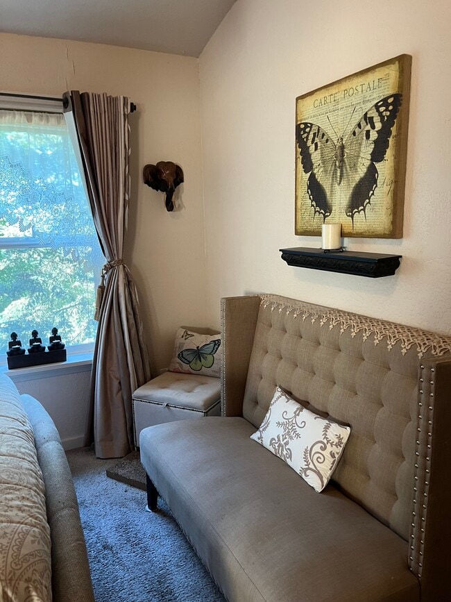 Master Bedroom - 3685 Colony Oaks Dr