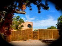 Building Photo - 1482 W Badger Rd