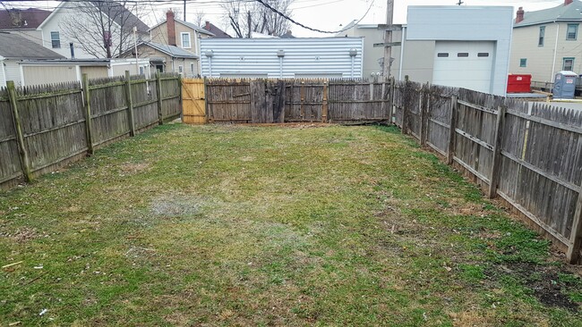 Fenced-In Backyard - 257 S Skidmore St