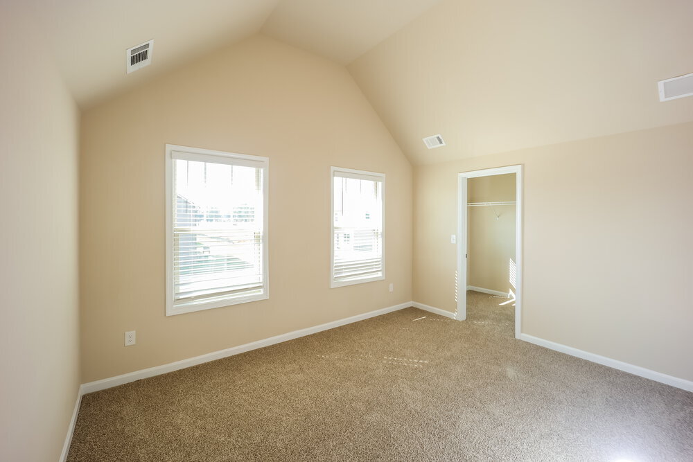 Building Photo - 2350 Walker Dr