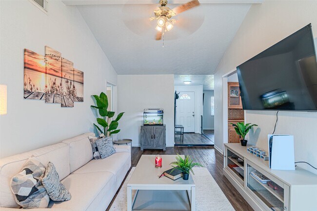 Building Photo - 4606 Fitzwater Dr