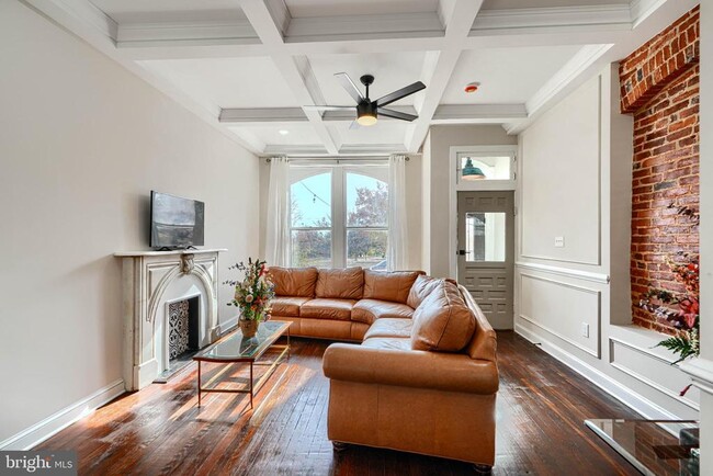 Building Photo - 2630 E Baltimore St