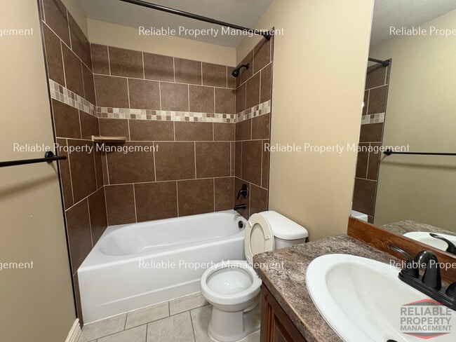 Building Photo - 565 Pioneer Rd