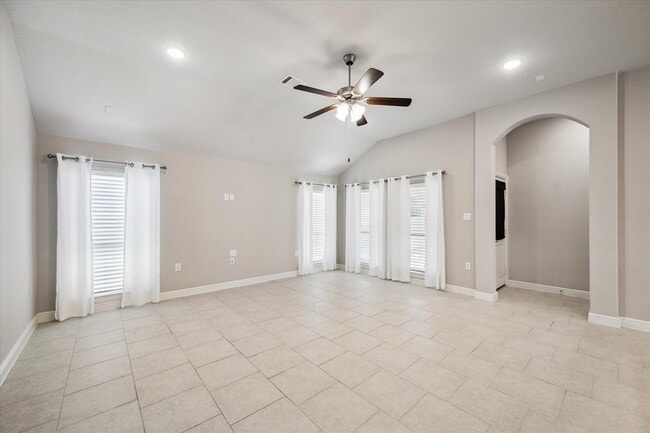 Building Photo - 4812 La Piedra Ln