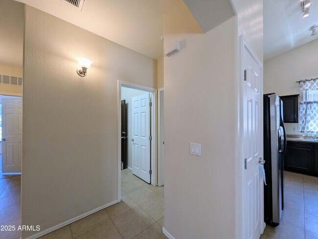Building Photo - 3731 W St Kateri Dr