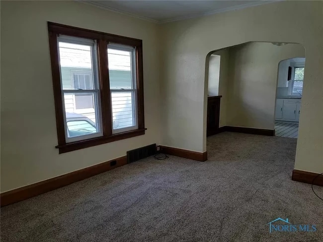 Building Photo - 1831 Berdan Ave
