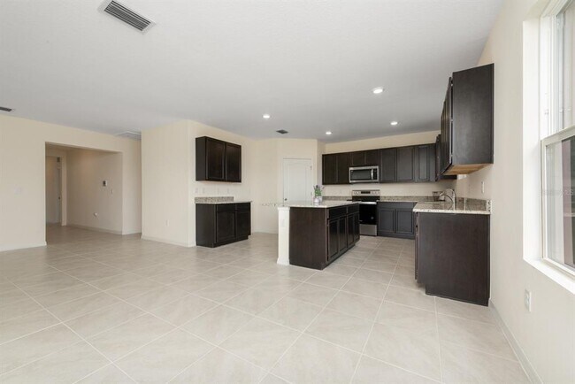 Building Photo - 4042 Alissa Ln