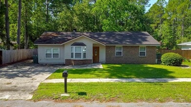 Building Photo - 848 Meadow Ln