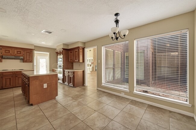 Building Photo - 14703 Stanbridge Dr