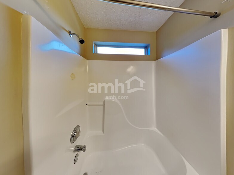 Building Photo - 108 Wood Duck Ln