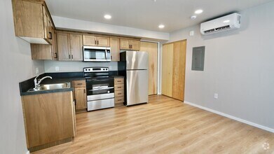 Building Photo - Baker Street Lofts
