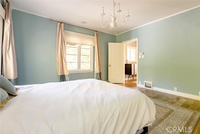 Building Photo - 1514 Sunset Plaza Dr