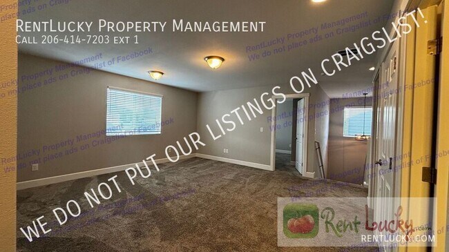 Building Photo - 14633 201st Ave E