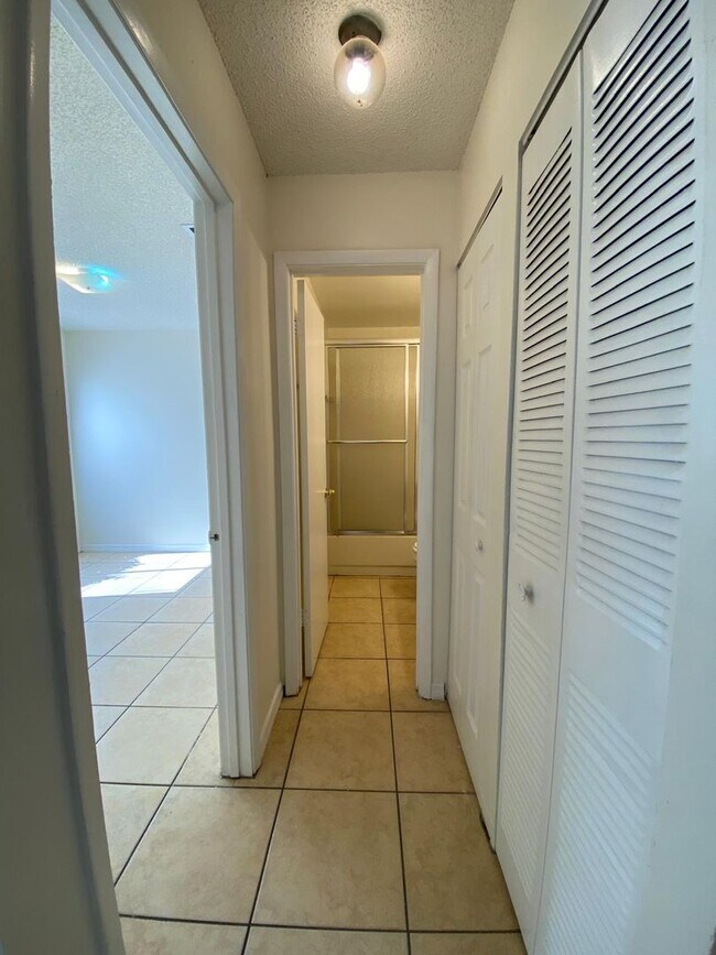 Building Photo - 4713 Almond Willow Dr