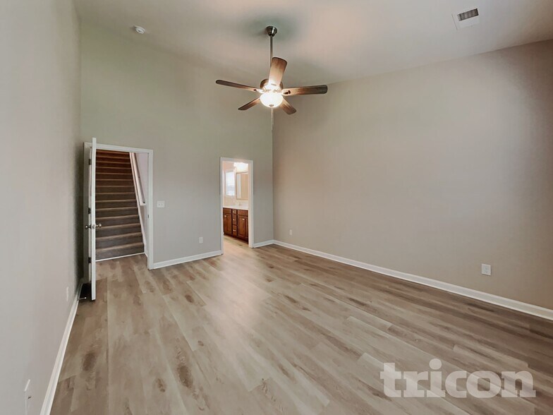 Building Photo - 158 Eventine Way