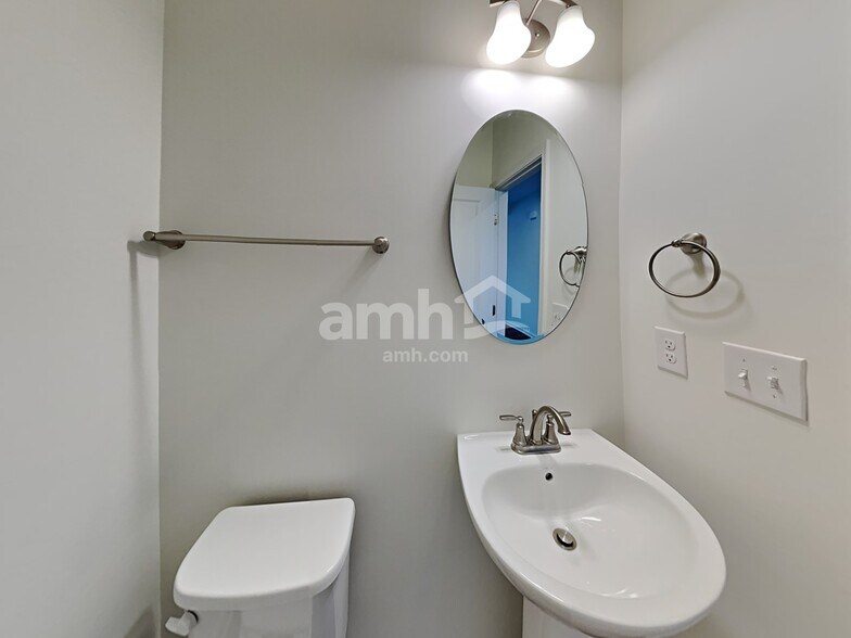 Building Photo - 5309 Cairo Ct