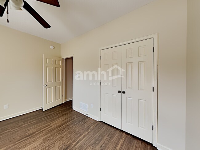 Building Photo - 7450 Shadow Run Lane