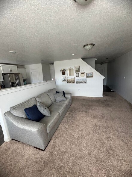 Building Photo - 623 W 1520 S