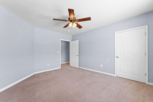 Building Photo - 12056 MO-13