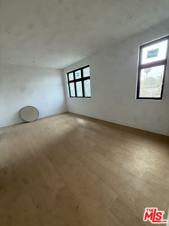 Building Photo - 3846 Bentley Ave