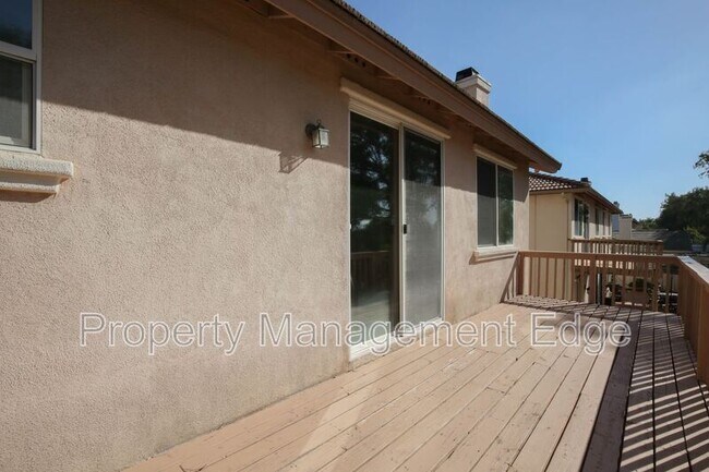 Building Photo - 32555 Favara Dr