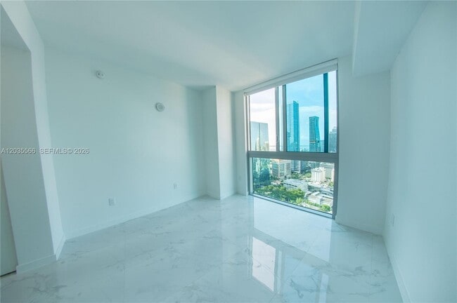 Building Photo - 1100 S Miami Ave