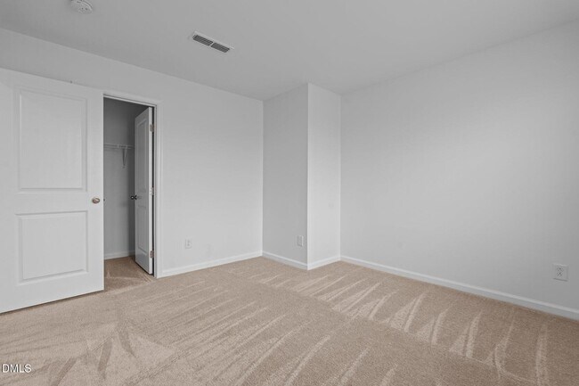 Building Photo - 27 Bird Dog Dr